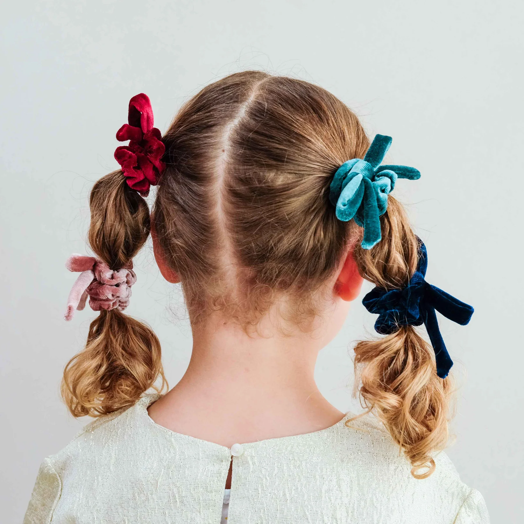 scrunchies-velvet-1